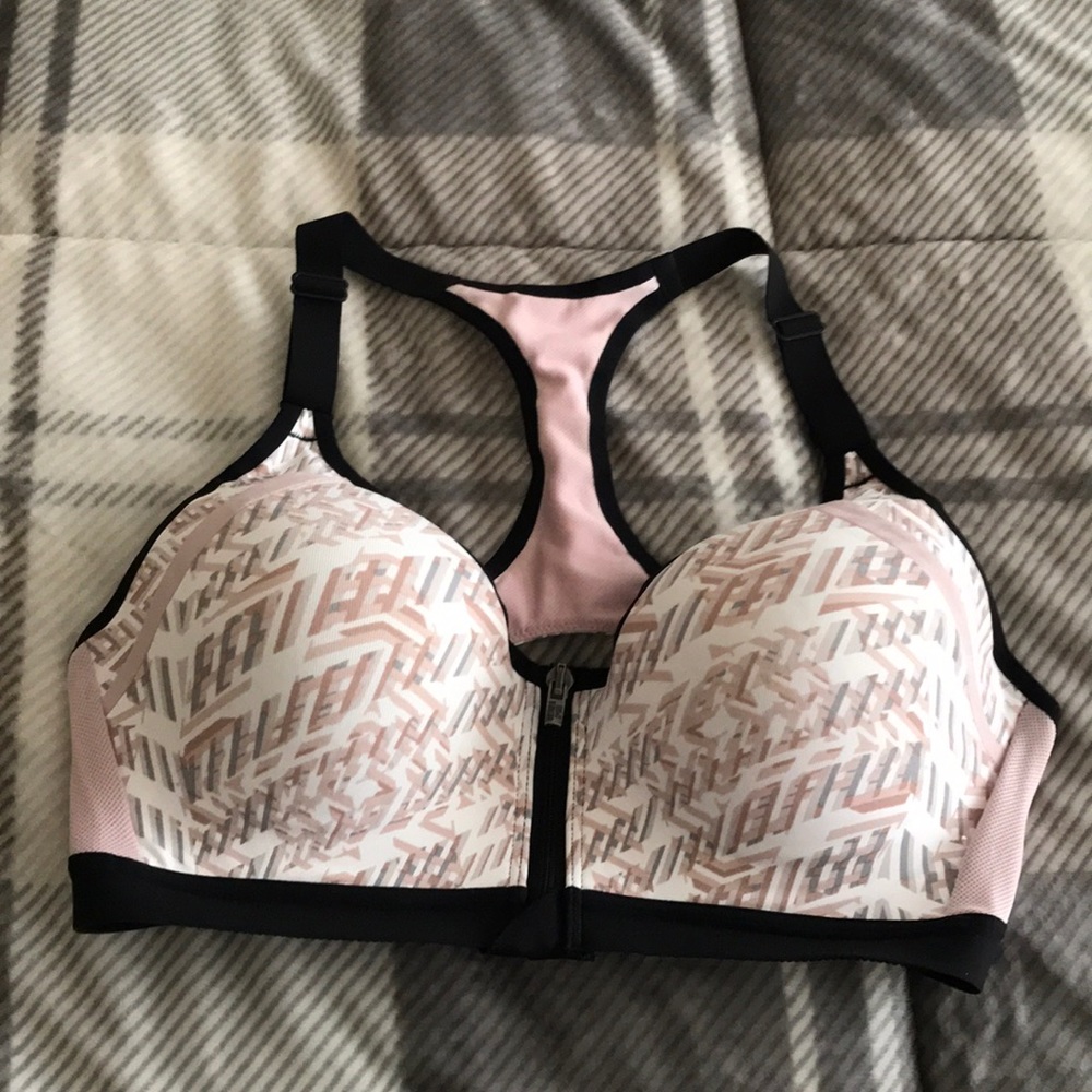 VS sports bra